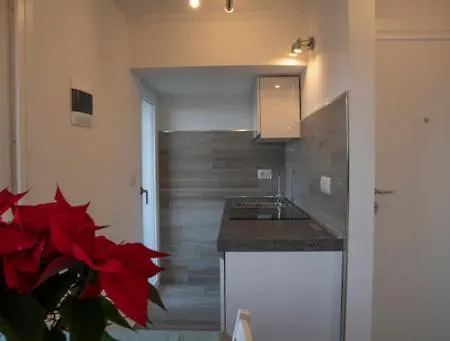 Mare Fuori Apartment *