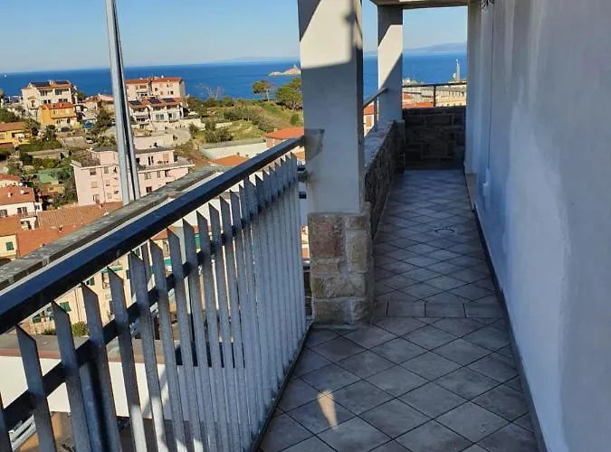 Mare Fuori アパート ポルトフェッラーイオ